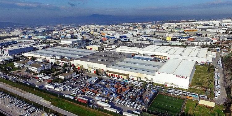 2021’de midibüs-otobüs ihracatını 113 artıran Anadolu Isuzu, midibüste 18. kez ‘İhracat Şampiyonu’ oldu