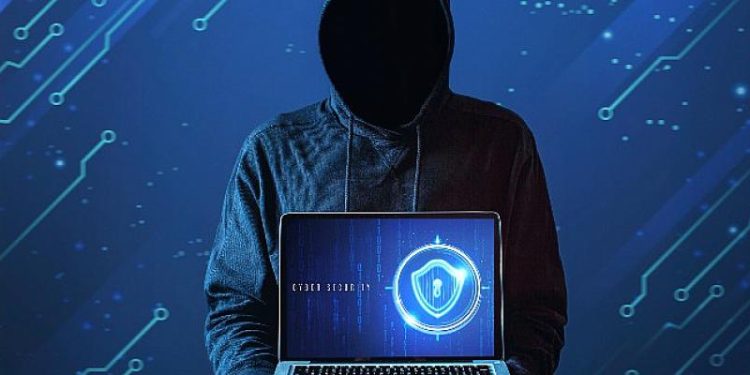 Çalışanların 12’si Kimlik Avı E-Postalarının Kurbanı Oldu