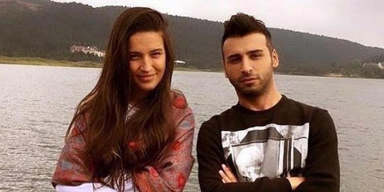 Emre Kaya’nın eski eşi olan menajeri Gizem Demir’den “Yaş” açıklaması