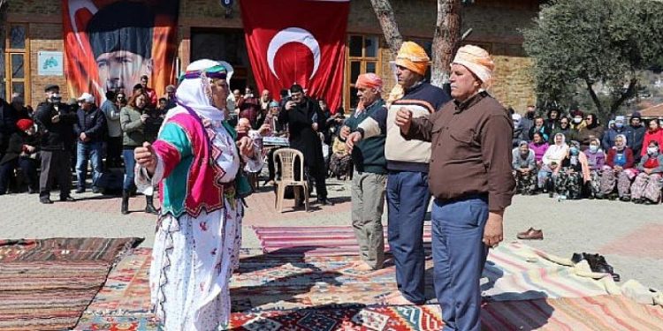 Bayındır’da “Emekçi Tahtacı Kadınlar Şenliği” yapıldı