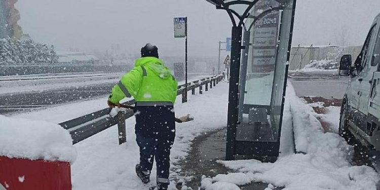 Büyükşehir’den Kocaeli genelinde hummalı çalışma