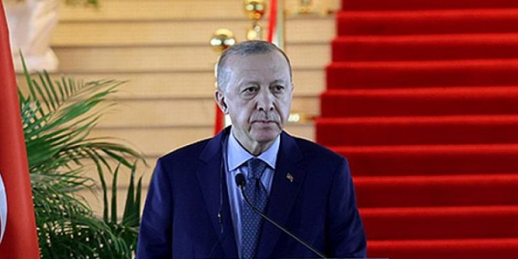 Cumhurbaşkanı Erdoğan, Ukrayna Cumhurbaşkanı Zelenskiy ile telefonda görüştü