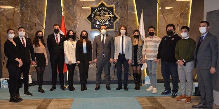 Gençlik Meclisi destek arayışlarını sürdürüyorHedef Antalya’yı Avrupa’nın gençlikbaşkenti yapmak