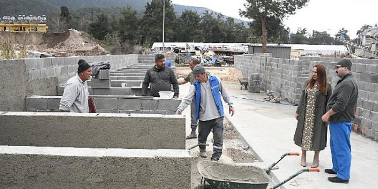 Kemer Belediyesi Hayvan Barındırma, Tedavi ve Rehabilitasyon Merkezinde iyileştirme çalışmaları başladı.