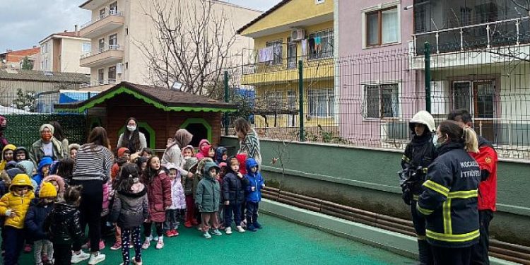 Kocaeli İtfaiyesinden her yaş grubuna yangın eğitimi