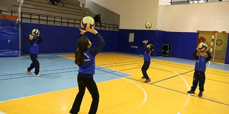 Küçükçekmece’de 7’den 70’e Ücretsiz Spor İmkanı
