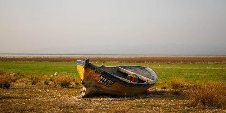 Manisa’daki Marmara Gölü’ne neden su verilmiyor?