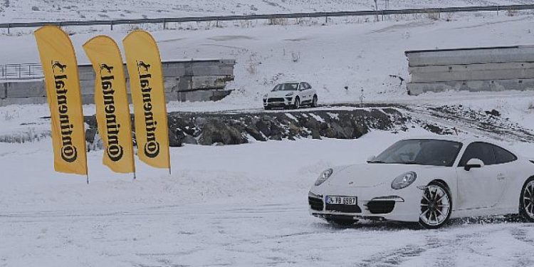 Porsche ve Continental‘den Çıldır Gölü‘nde etkileyici performans