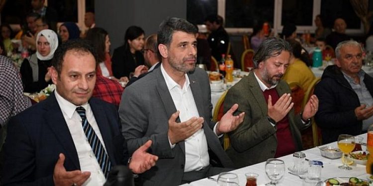 Başkan Kocaman Sağlıkçılarla İftarda Buluştu