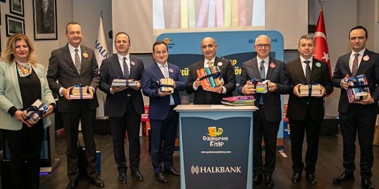 Halkbank’tan ‘Gülümseyen Kitap’ Projesi