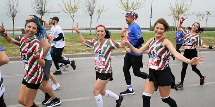 Maraton İzmir “Türkiye’nin en hızlı parkuru” unvanını korudu