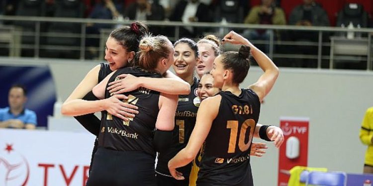 VakıfBank, THY karşısında avantajı aldı