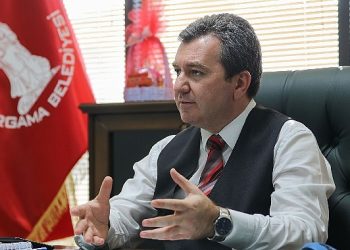 Başkan Koştu, “Bergama’yı 10 yıl hizmetsizliğe mahkûm edenler Kamyon ve Tır Garajı üzerinden siyaset yapıyor”