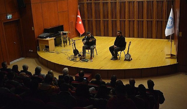 Peker, “Cümbüş, müzik kültürümüzün önemli bir simgesidir”